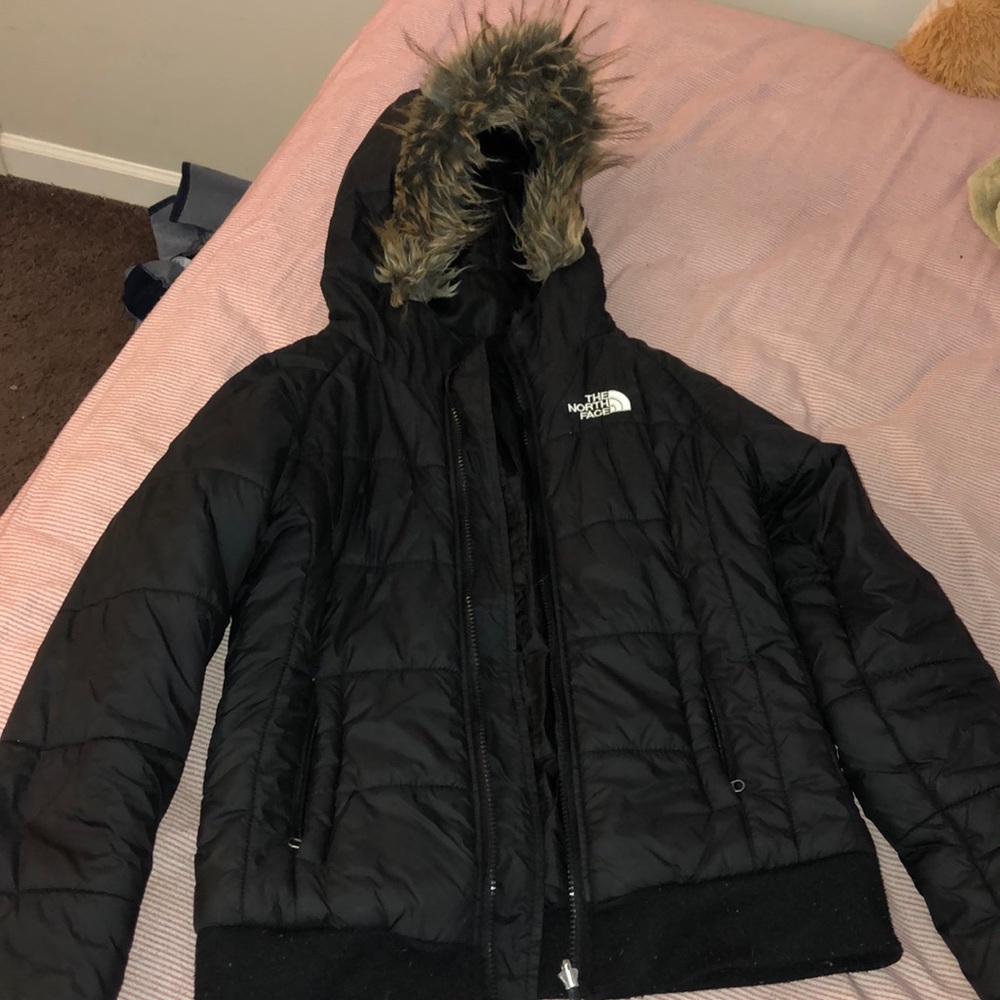 women’s north face coat
